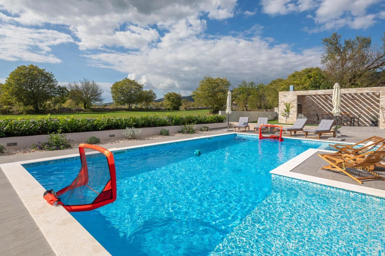 Villa Dali - Luxury Holiday House In Relaxing Area Sicane Dış mekan fotoğraf